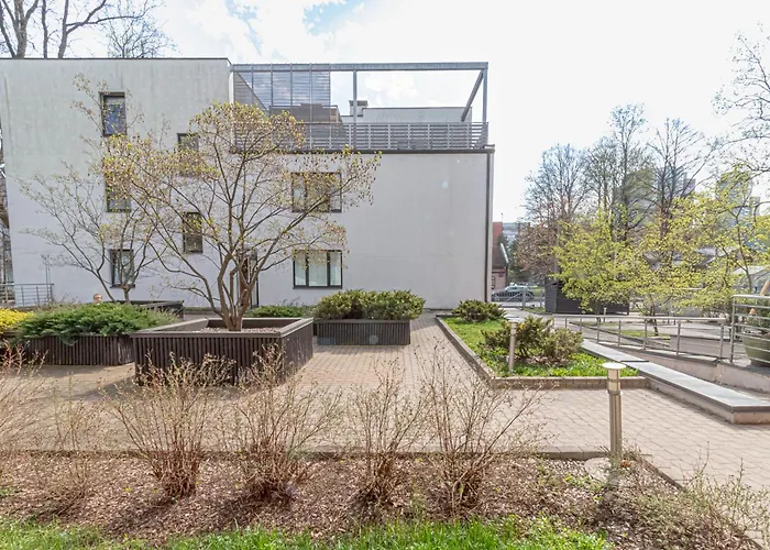 Modern Flat Near Center With Parking, Smart Tv & Wi-fi Апартаменты